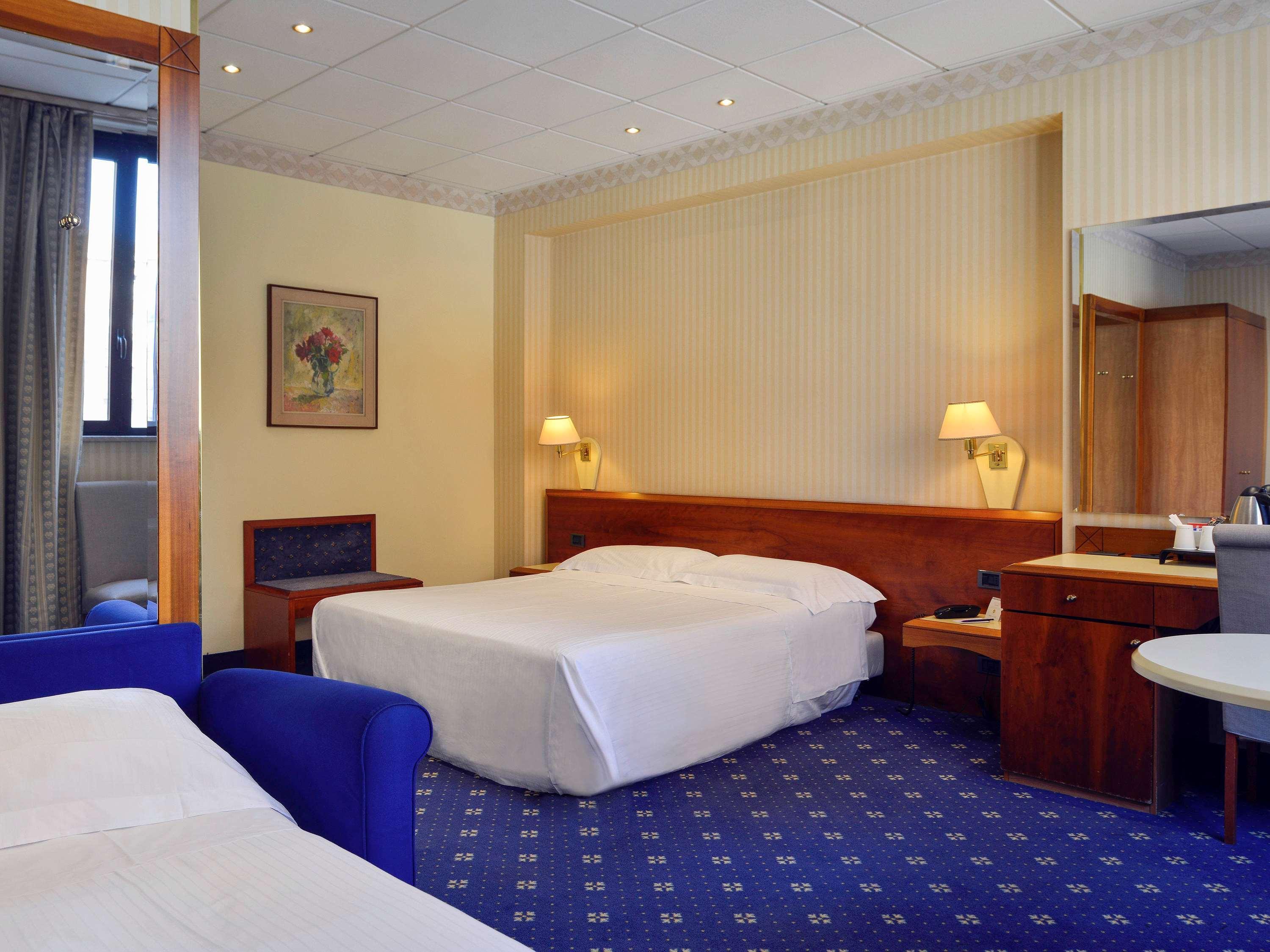 Mercure Reggio Emilia Centro Astoria Exterior photo