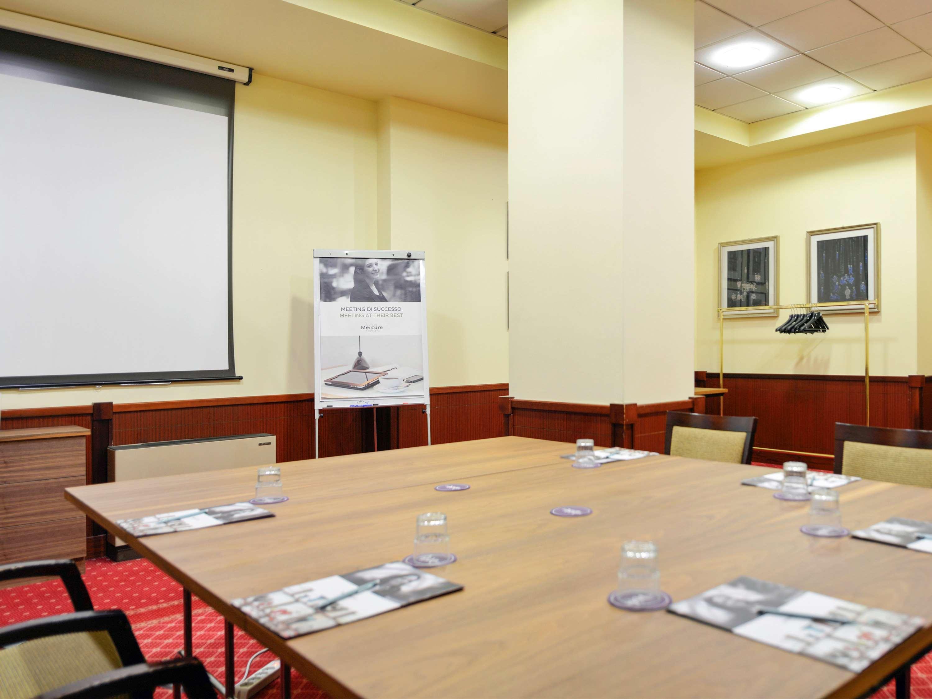 Mercure Reggio Emilia Centro Astoria Exterior photo