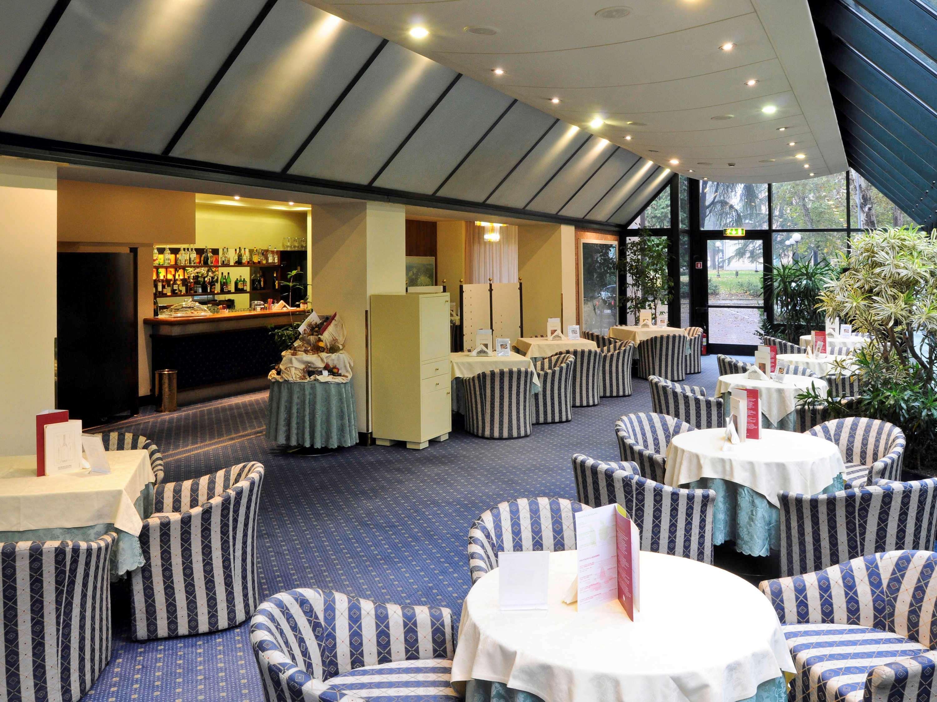 Mercure Reggio Emilia Centro Astoria Exterior photo